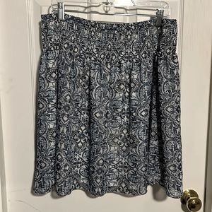 White House Black Market skirt